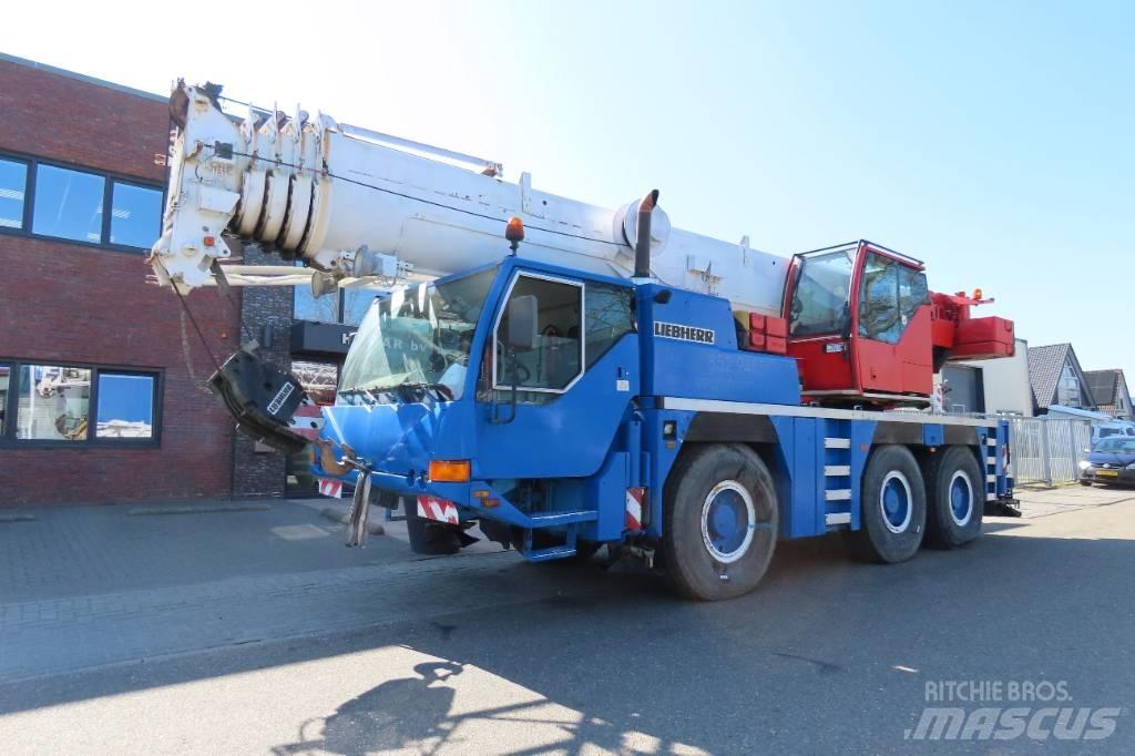 Liebherr LTM 1055-1 全地面起重机︳移动式起重机
