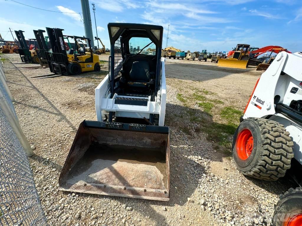 Bobcat T 110 履带式装载机