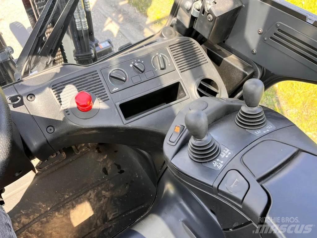 Linde E35HL-01 电动叉车