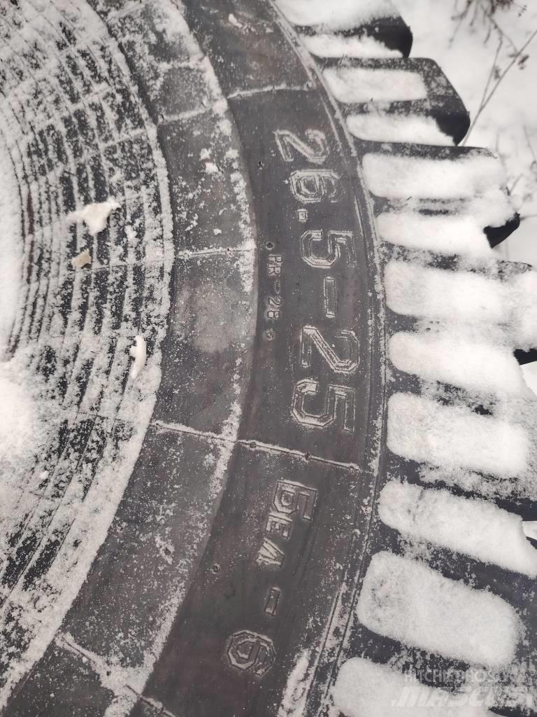 Bridgestone 26.5-25 轮式装载机