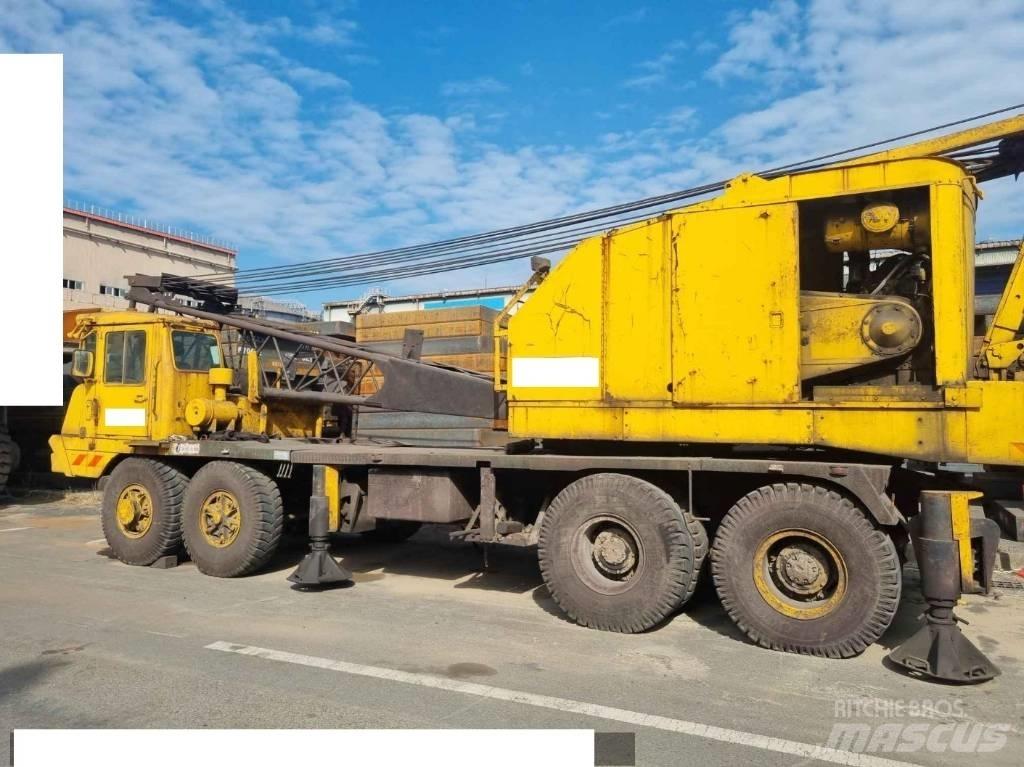 American 4460 履带起重机