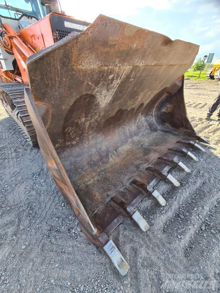 Fiat-Hitachi FL175 履带式装载机
