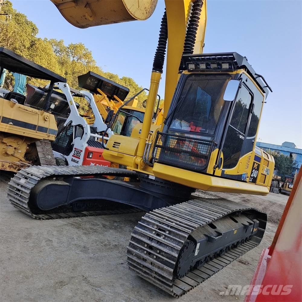 Komatsu PC 240 履带挖掘机