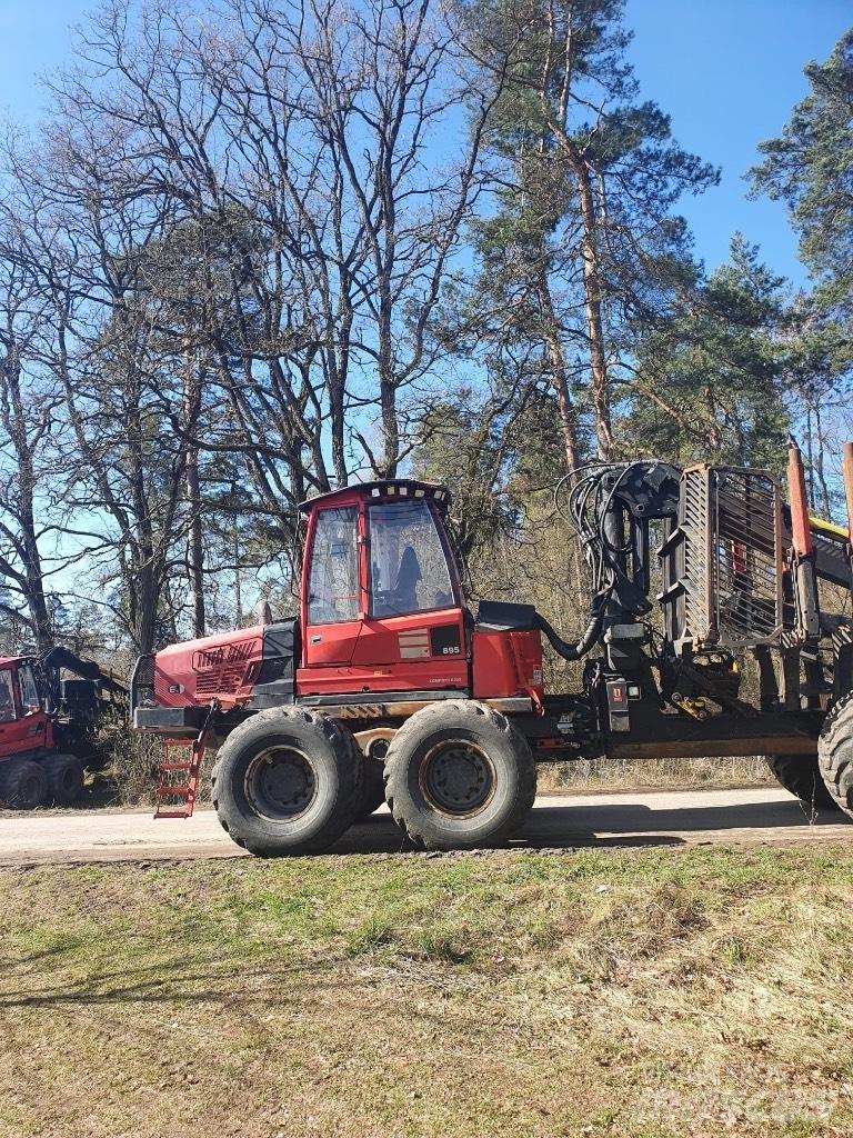 Komatsu 895 集运机