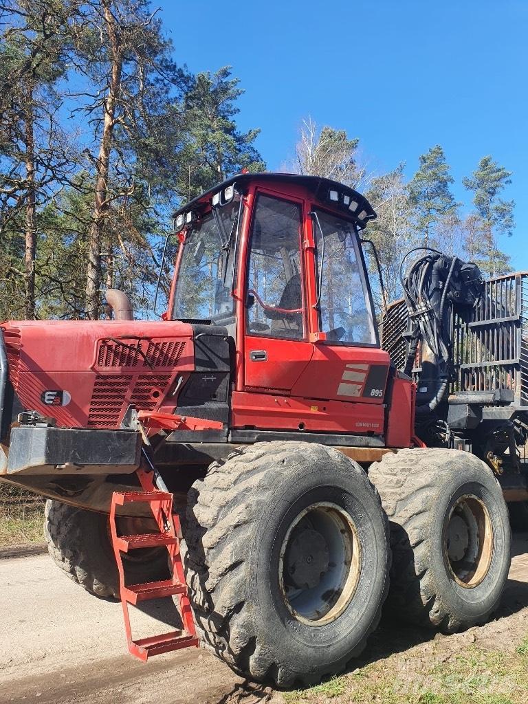 Komatsu 895 集运机