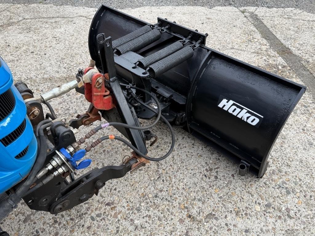 LS J 27 HST Snowline 拖拉机/农用车