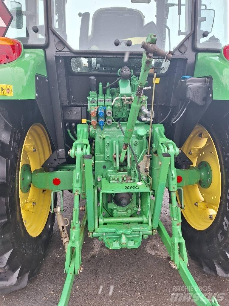 John Deere 5100 R 拖拉机/农用车