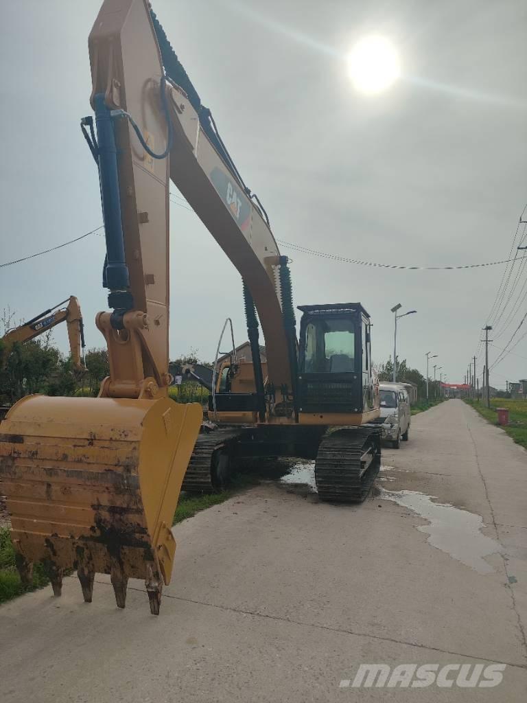 CAT 320 D 履带挖掘机