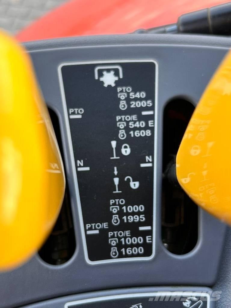Kubota M 7153 拖拉机/农用车