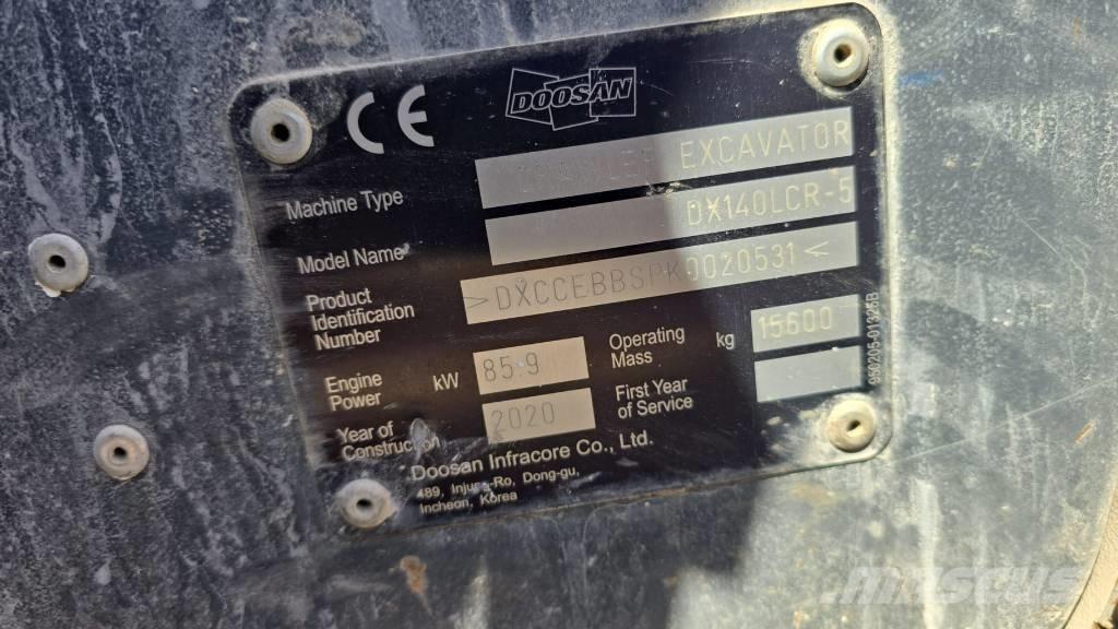Doosan DX140LCR-5 履带挖掘机