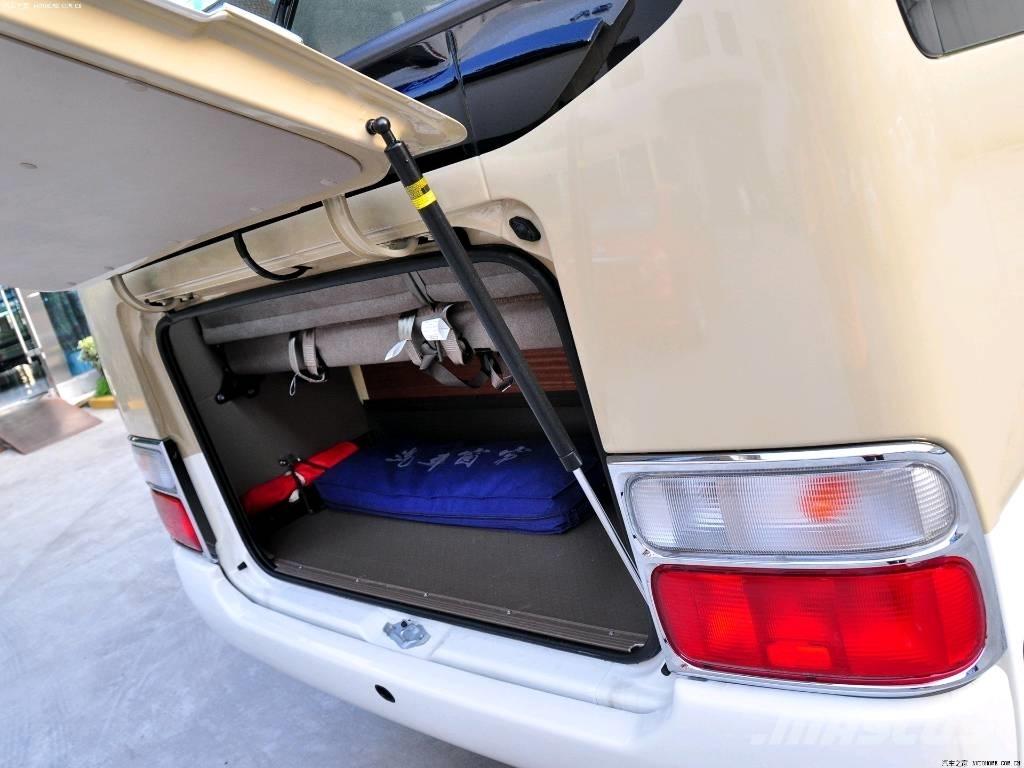 Toyota Coaster Bus 迷你巴士