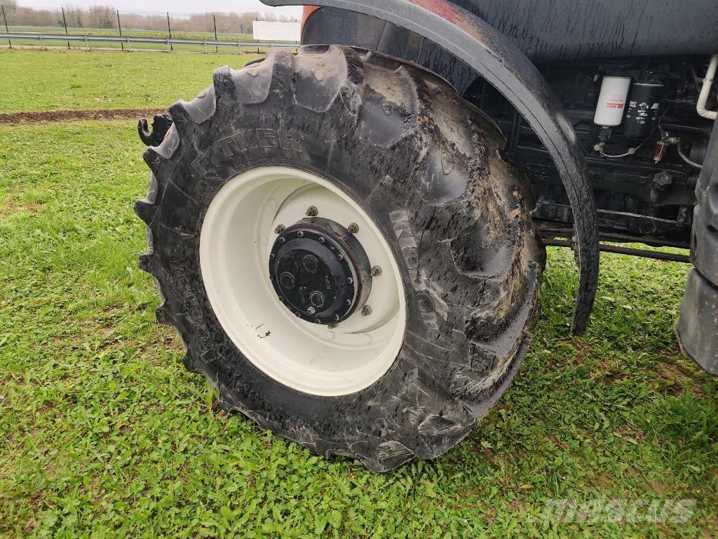 New Holland T7.200 拖拉机/农用车