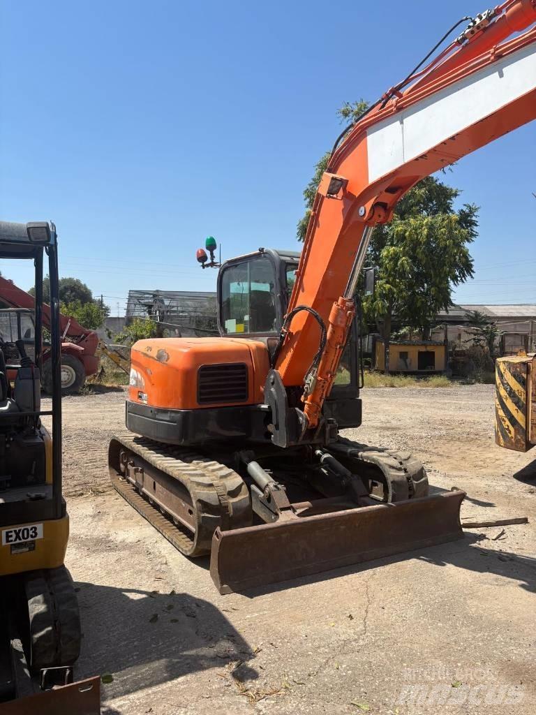 Doosan DX 80 R 中型挖掘机