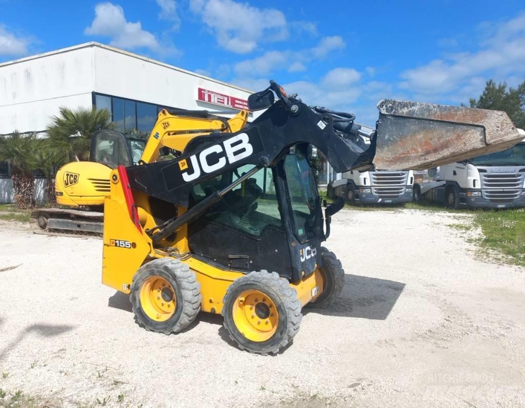 JCB 155 滑移装载机
