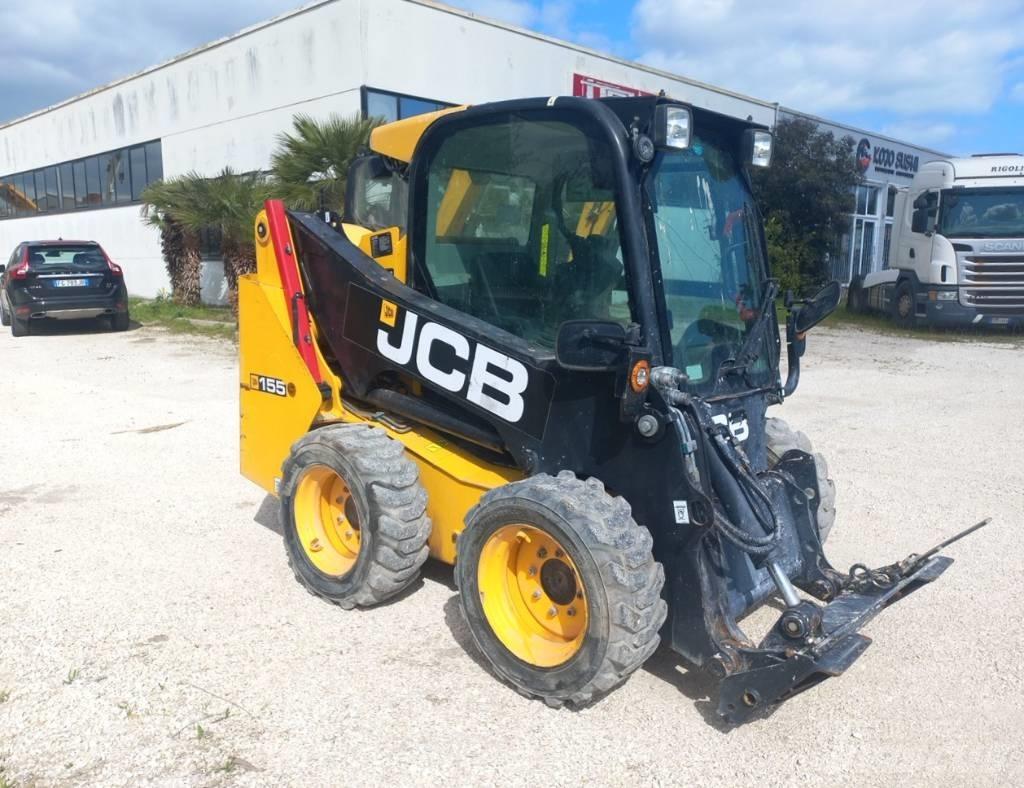 JCB 155 滑移装载机