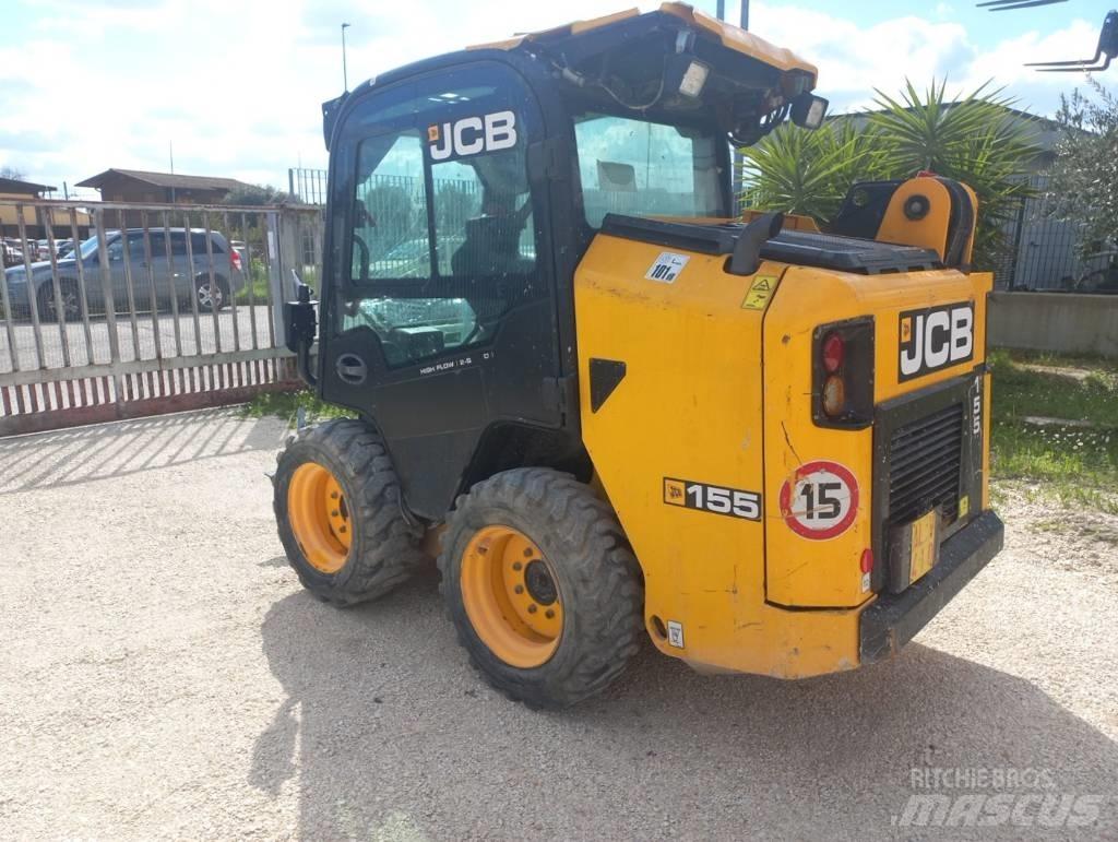 JCB 155 滑移装载机