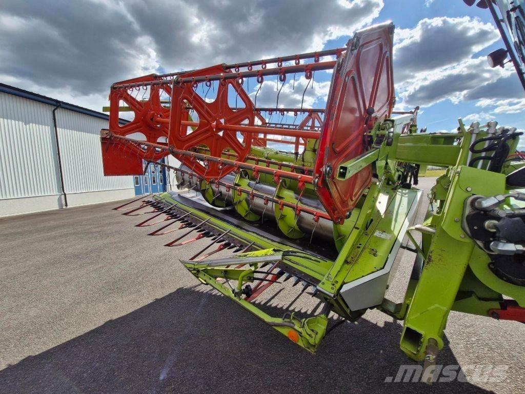 CLAAS Tucano 430 联合收割机