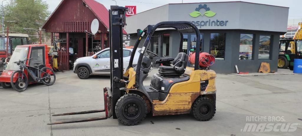 CAT GP 25 N 天然气叉车