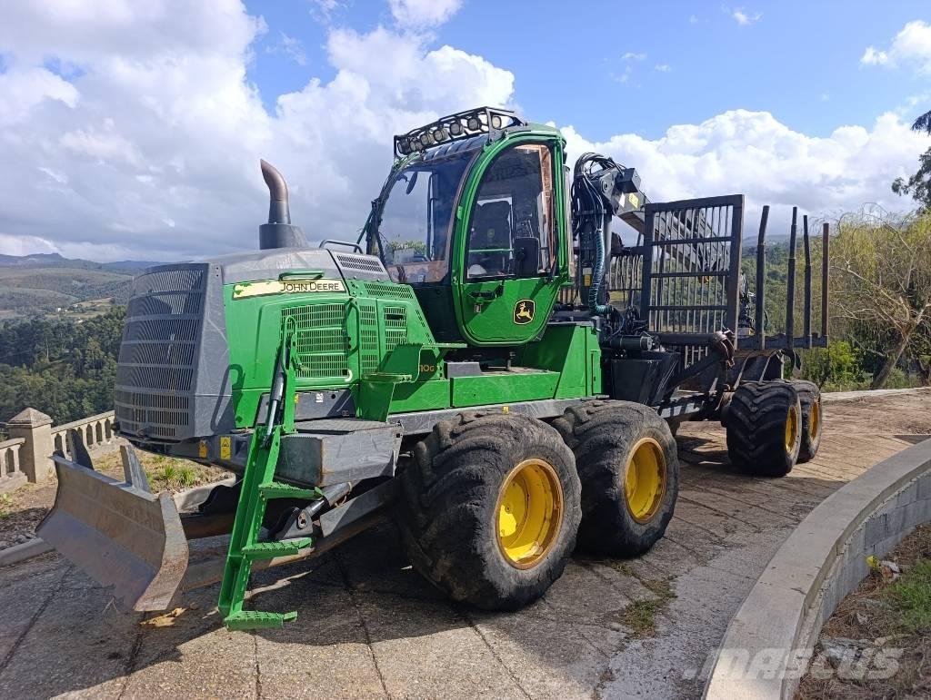 John Deere 1510G 集运机