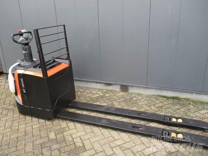 Toyota LPE 250 电动搬运车