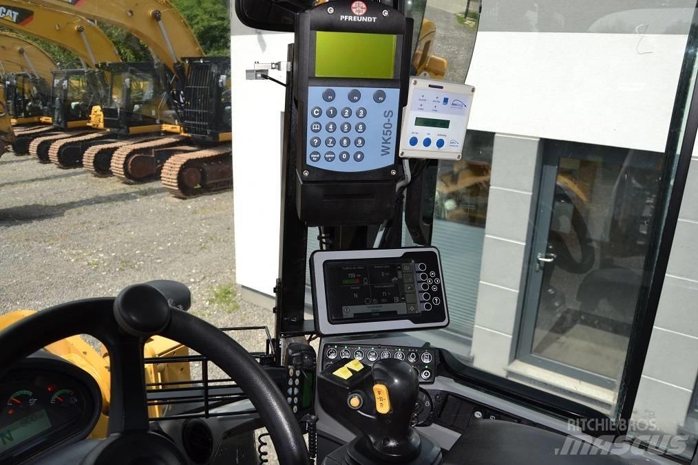 CAT 938 M 轮式装载机