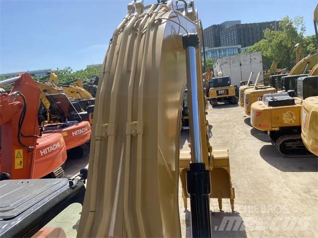 CAT 330 GC 履带挖掘机