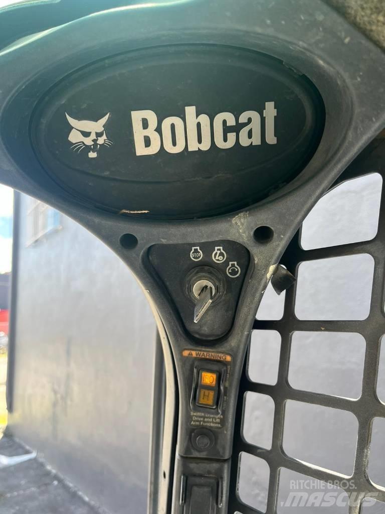 Bobcat T 550 滑移装载机