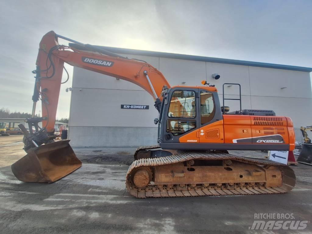 Doosan DX 255 LC-5 履带挖掘机