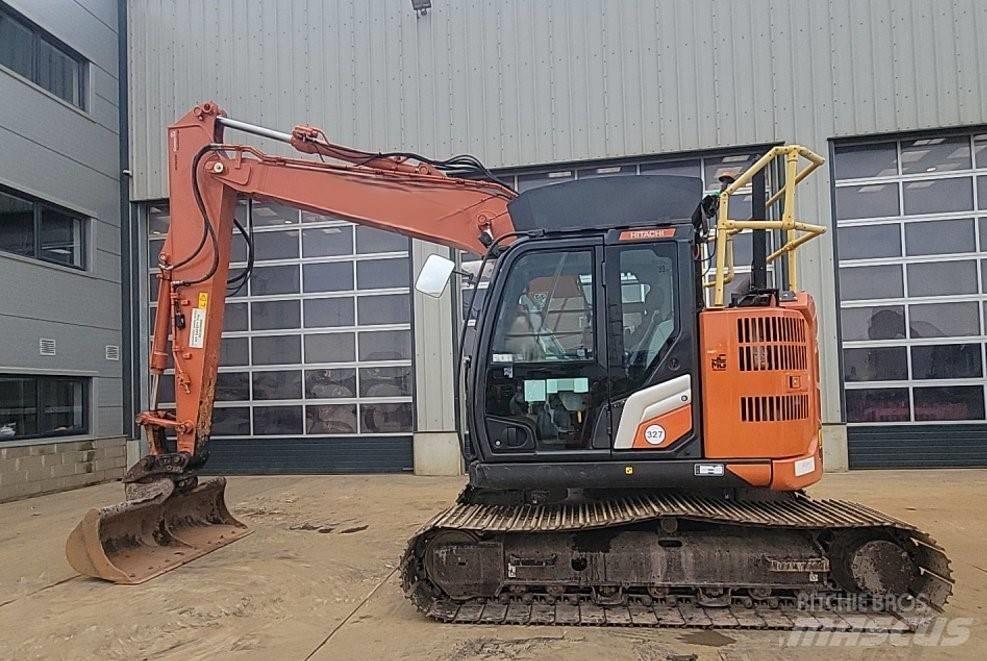 Hitachi ZX135US-7 履带挖掘机