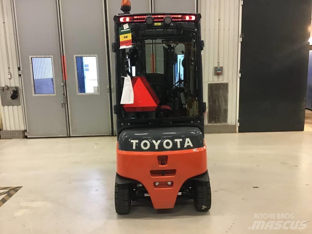 Toyota 8 FBMK 20 T 电动叉车
