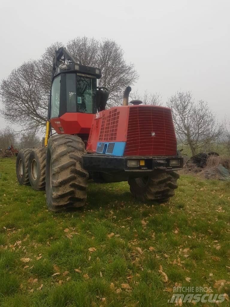 Valmet 921 收割机