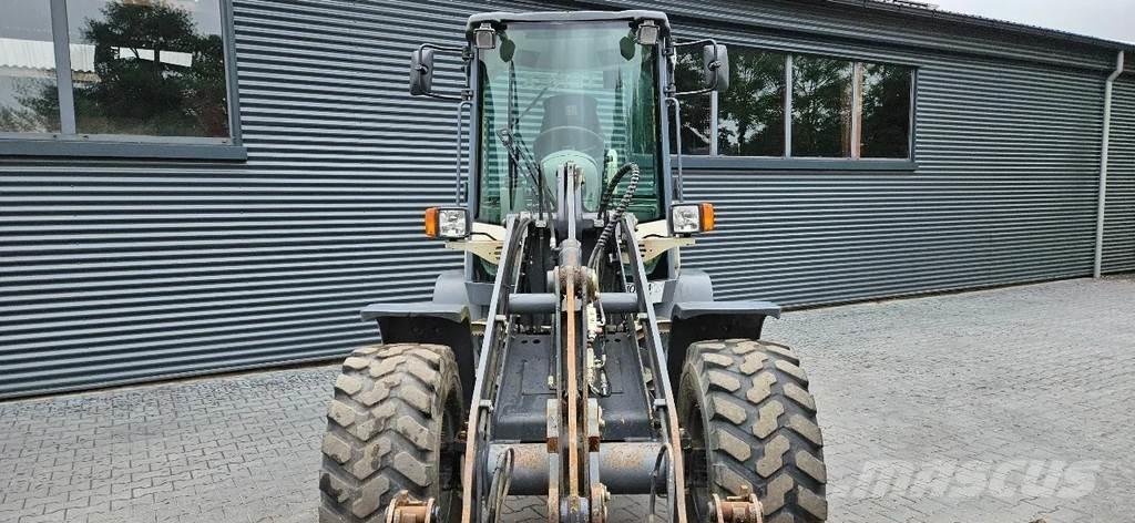 Terex TL80 轮式装载机