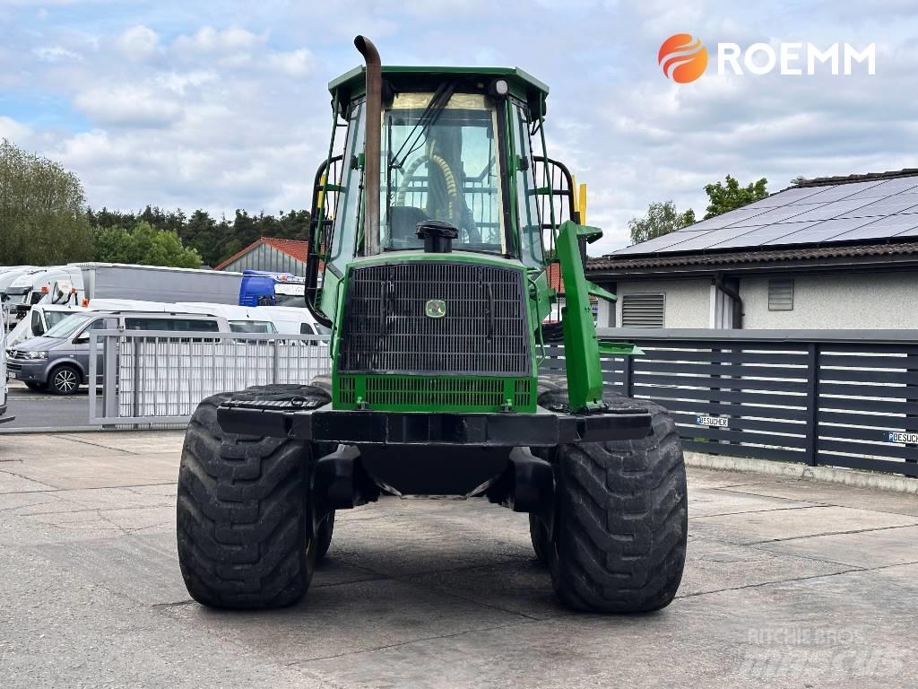 John Deere 1110 D 集运机