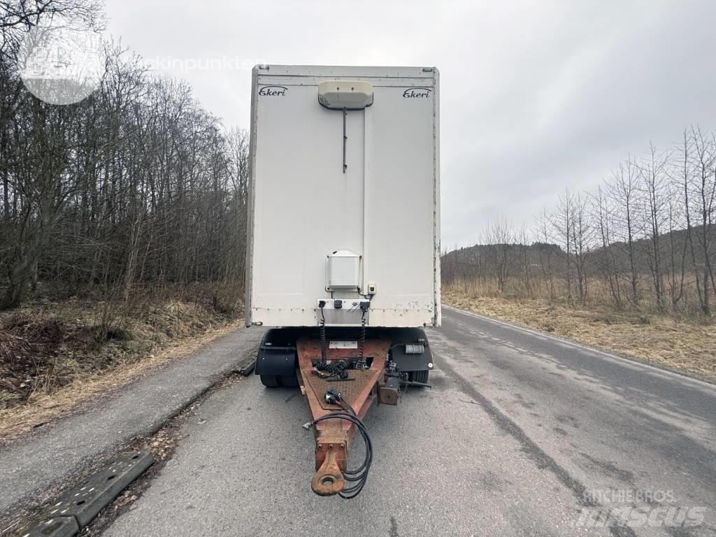 Ekeri L3 半挂厢式车