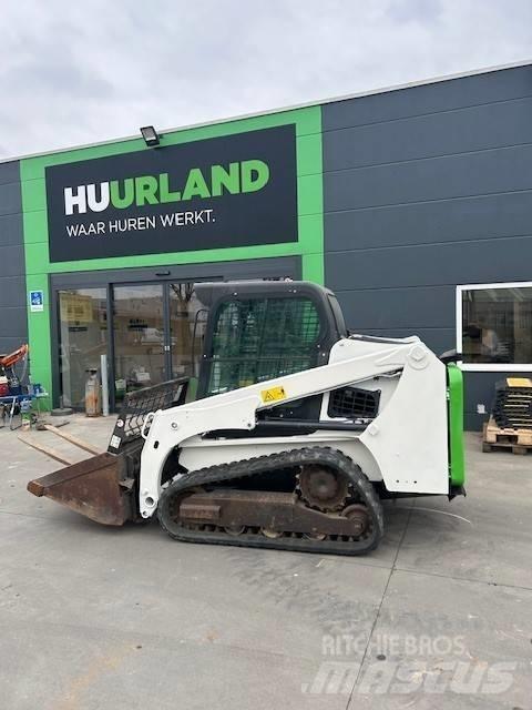 Bobcat T 450 滑移装载机