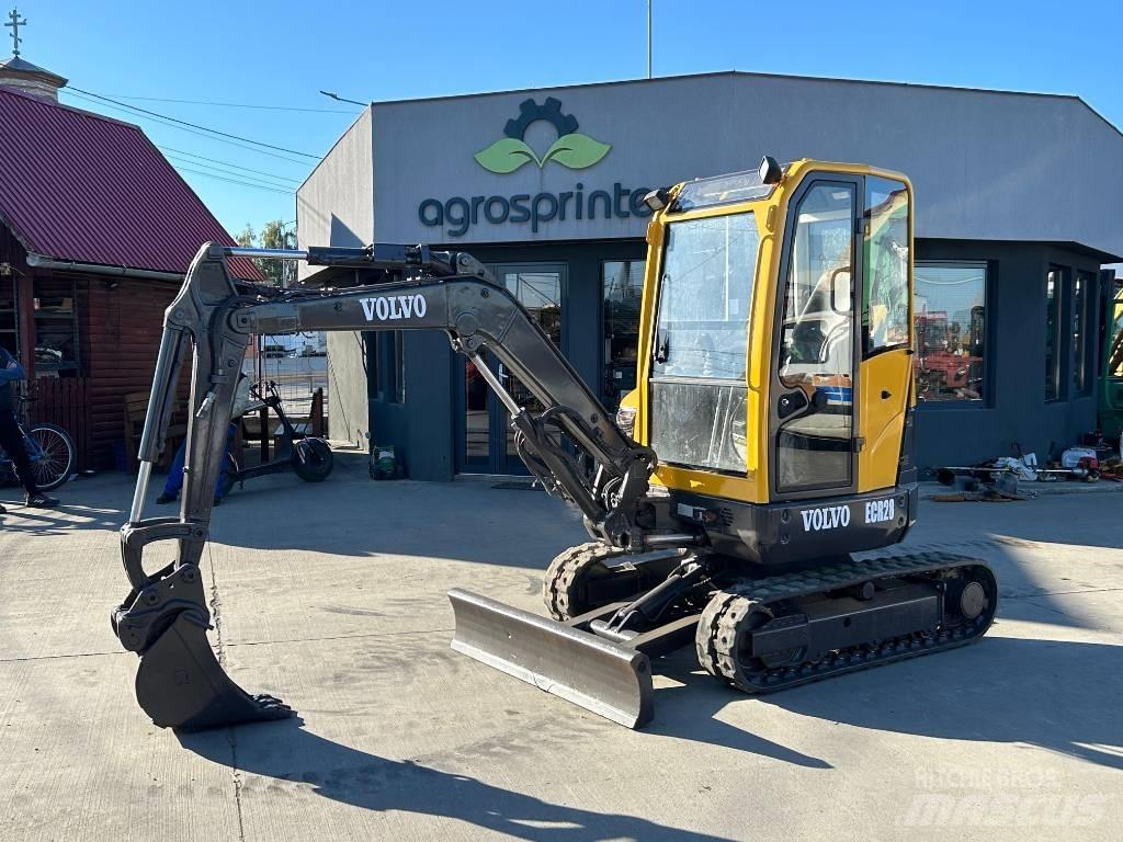 Volvo ECR 28 小型挖掘机