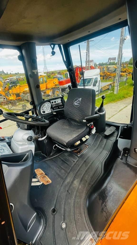 JCB 4 CX 反铲装载机