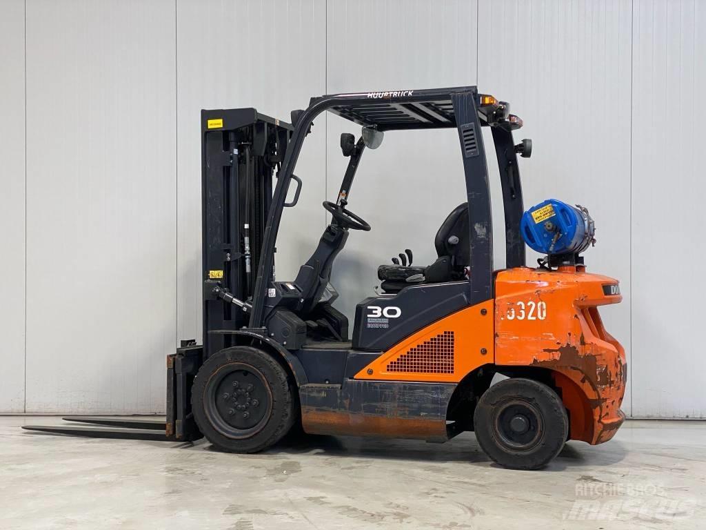 Doosan G30N-7 天然气叉车