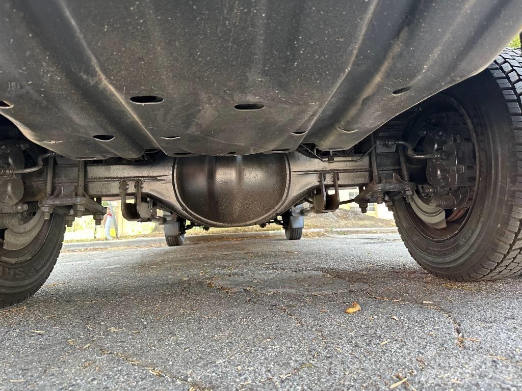 Ford F 450 碎木车