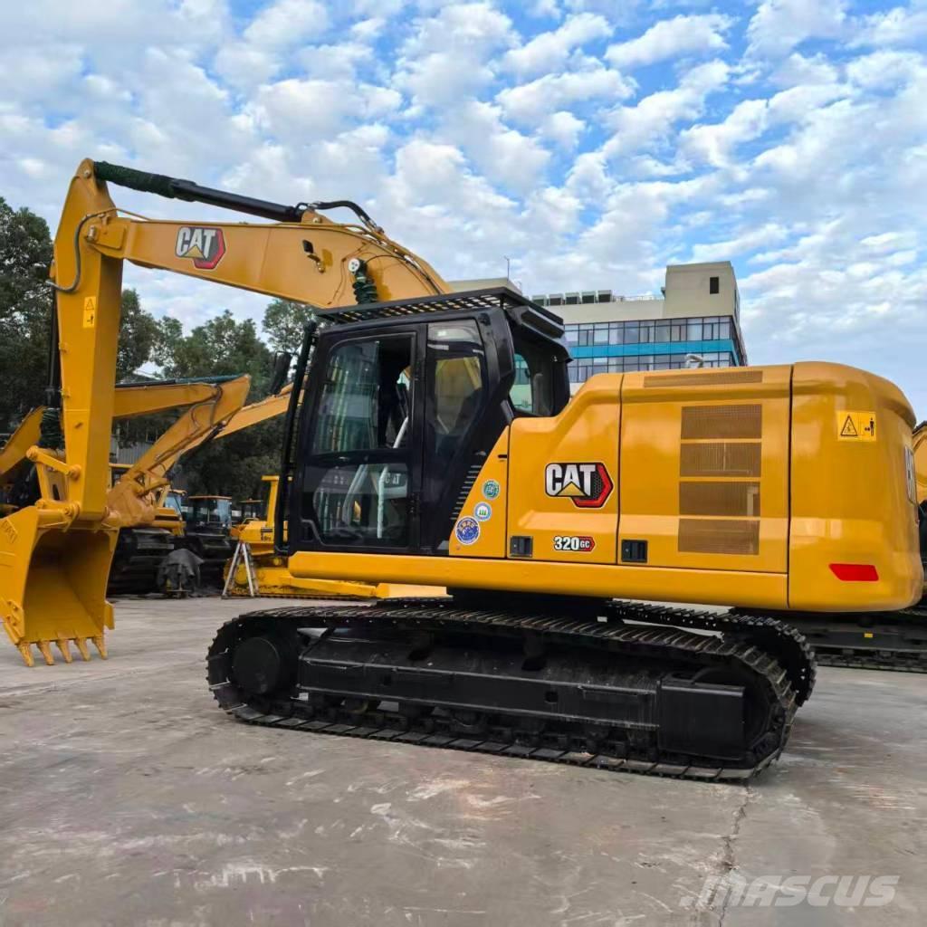 CAT 320GC 中型挖掘机