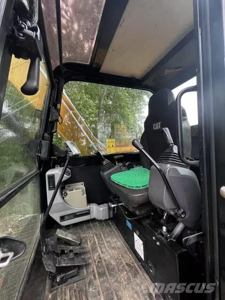 CAT 307 E2 中型挖掘机