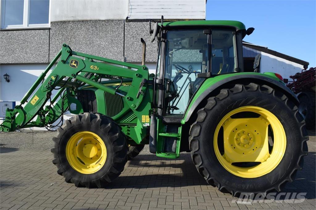 John Deere 6220 拖拉机/农用车