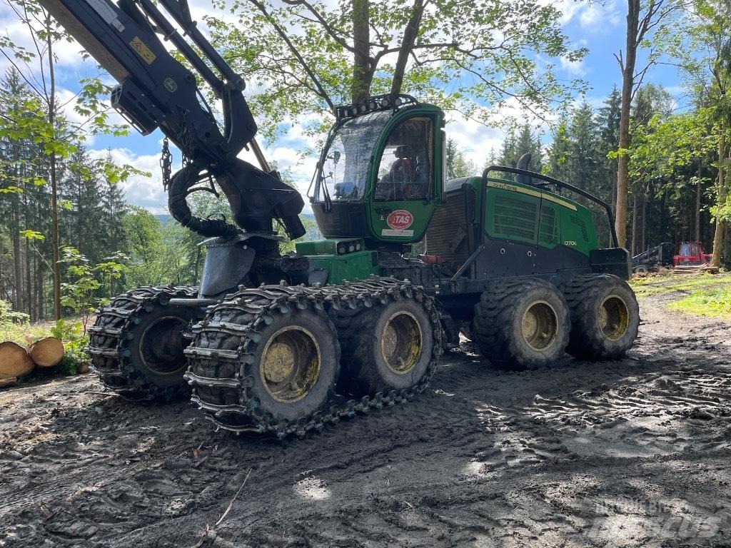 John Deere 1270G 8WD 收割机