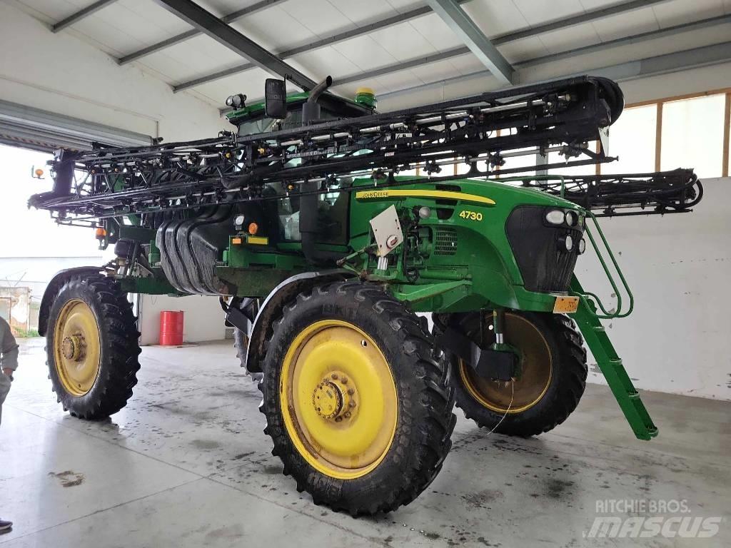 John Deere 4730 自走式喷雾机