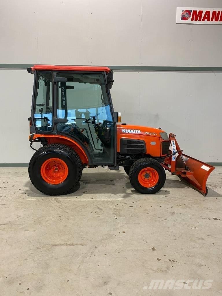 Kubota B2530 小型拖拉机