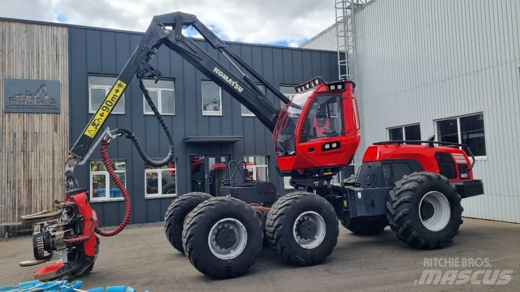 Komatsu 951 收割机