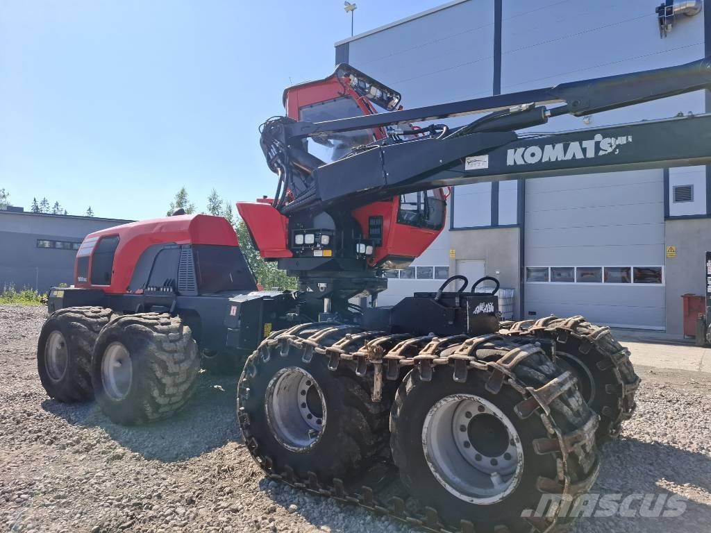 Komatsu 901 XC 收割机