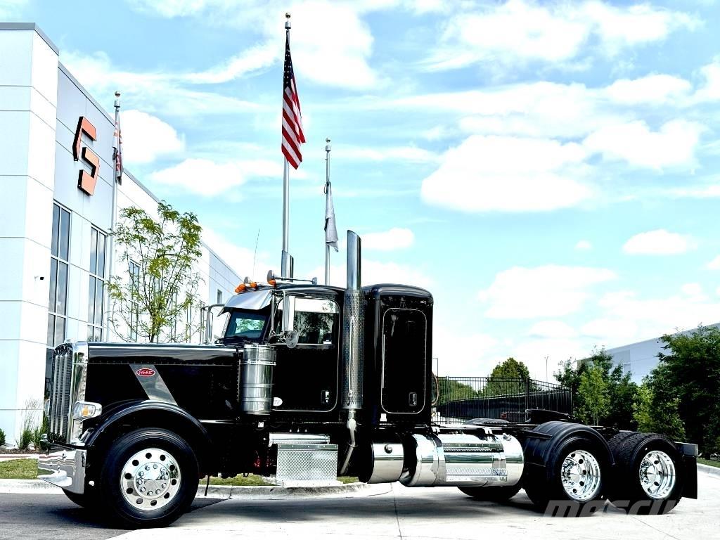 Peterbilt 389 牵引车