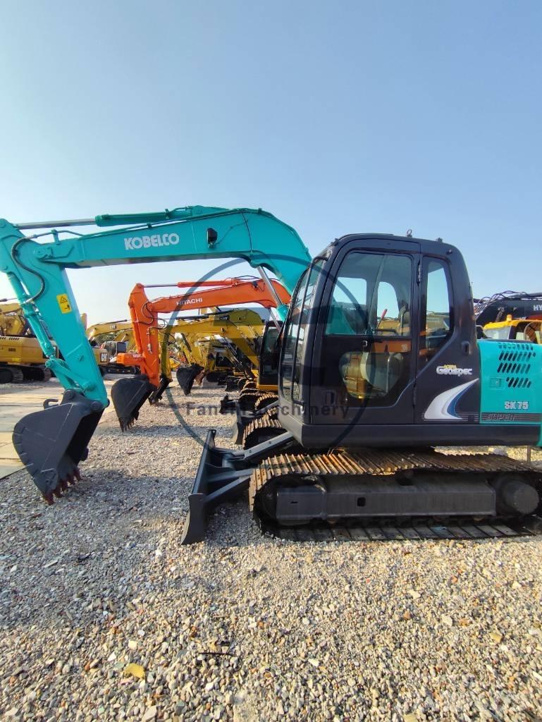 Kobelco SK 75 履带挖掘机