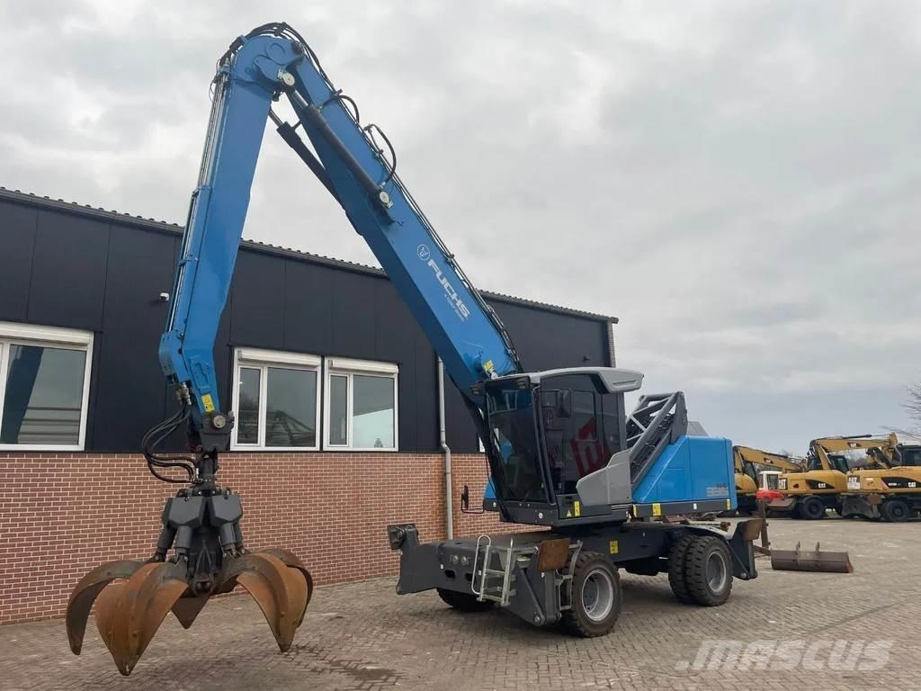 Fuchs MHL335 工业挖掘机